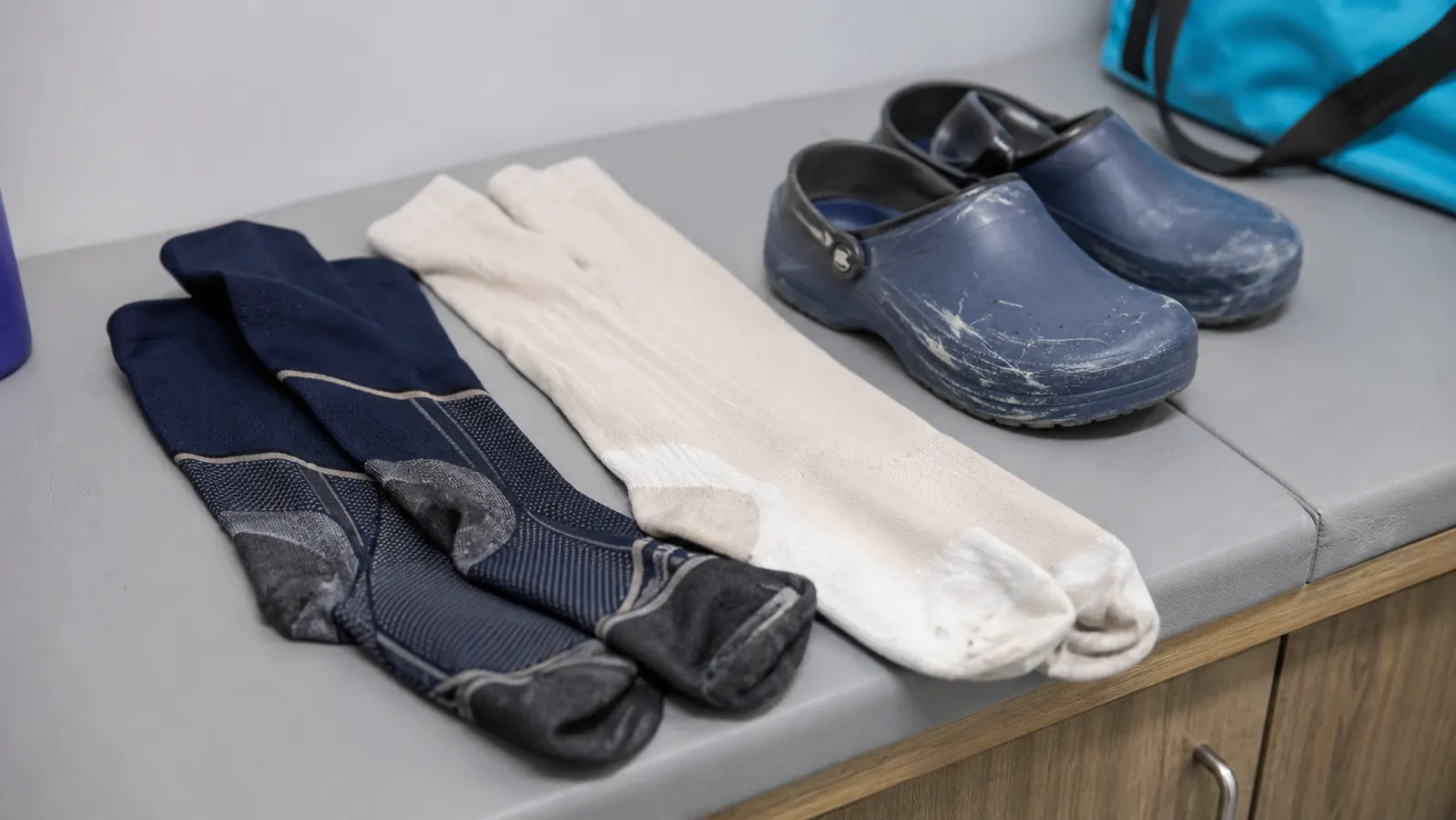 CHARMKING vs Physix Gear Compression Socks: Which Brand Wins for All-Day Wear?